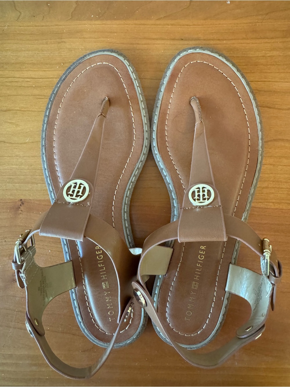 Tommy Hilfiger Tan Leather T-Strap Sandals with Gold Logo